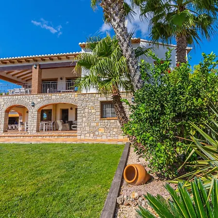 Fortezza By Abahana Villa *